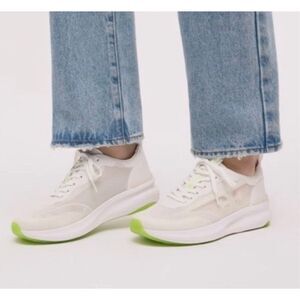 Sam Edelman Women’s Sarita Lace Up Performance White Mesh lSneaker Sz 8, new